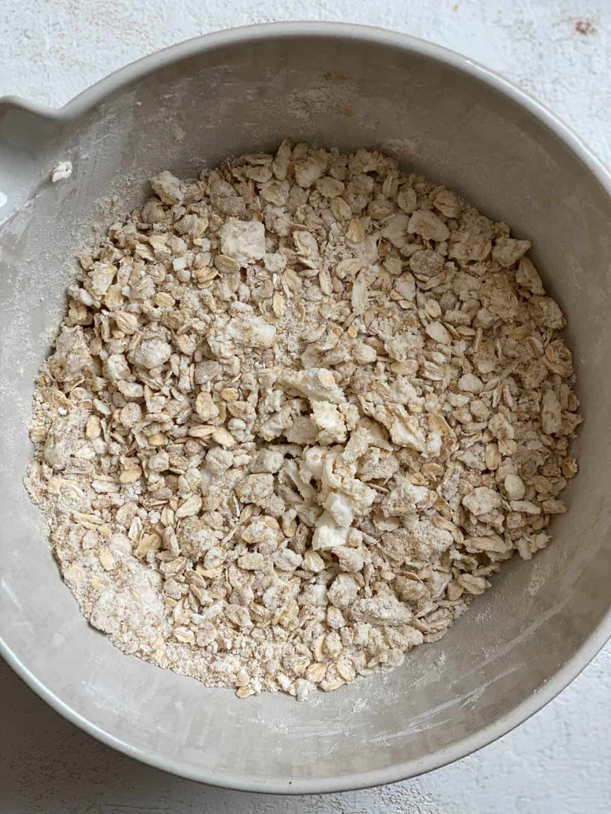 oats and flour in a bowl