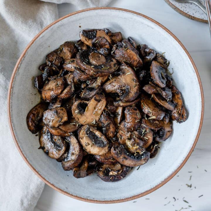 How to Roast Mushrooms (Oven Baked Mushrooms |+ Flavor Variations)