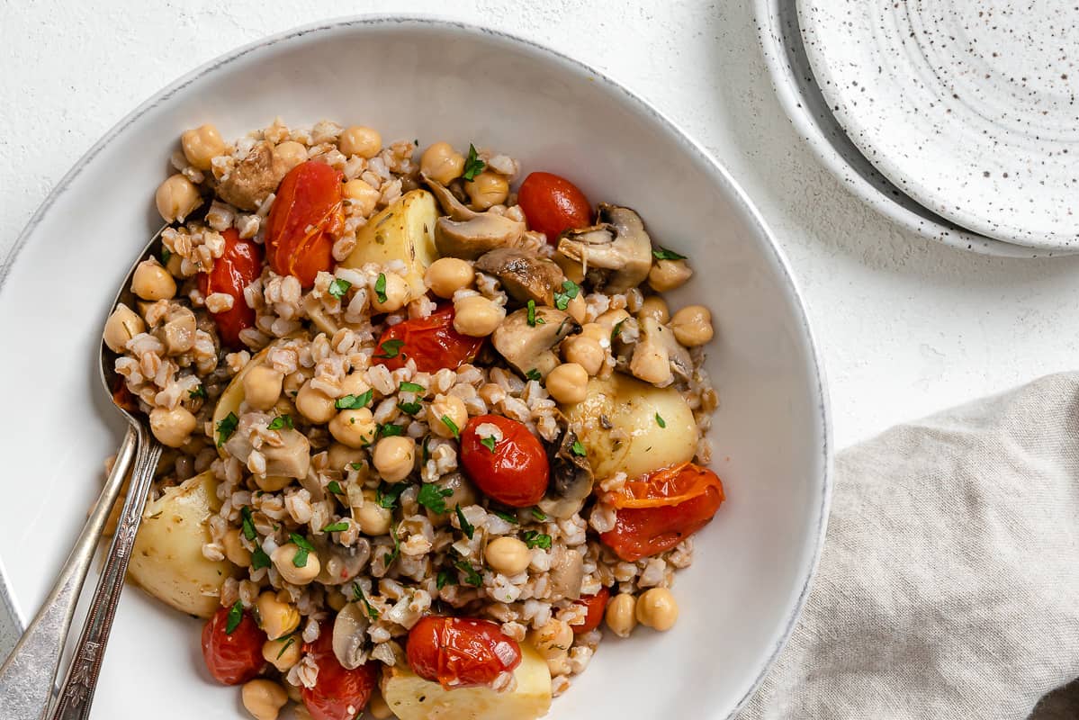 Easy Farro Recipe with Roasted Vegetables