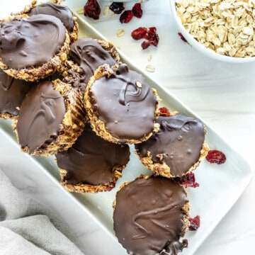 Peanut Butter and Chocolate Oat Cups Plant Based on a Budget