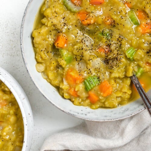 Easy Vegan Split Pea Soup - Oh My Veggies