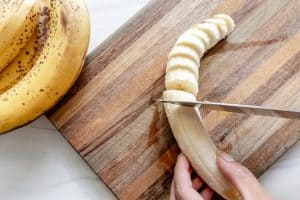 Easy way to Freeze Bananas Plant Based on a Budget 3 1024x683 1