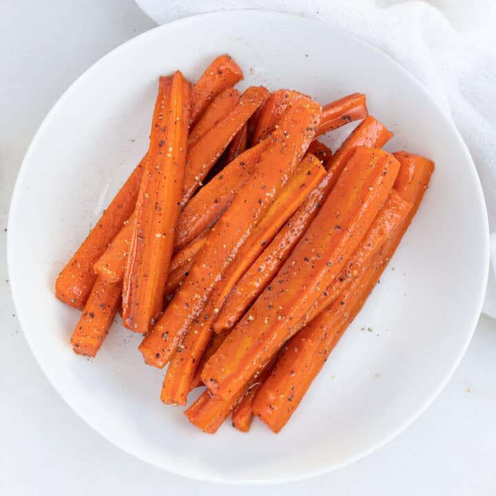 How To Make Glazed Carrots [+ Flavor Variations] - Plant-Based on a Budget