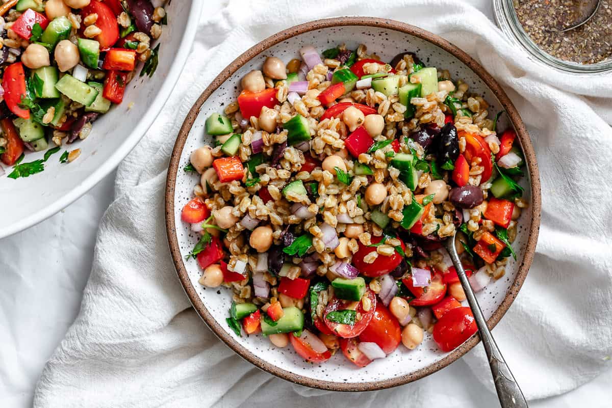 Mediterranean Farro Salad - Plant-Based on a Budget