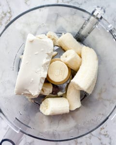 ingredients for banana parfait in a blender