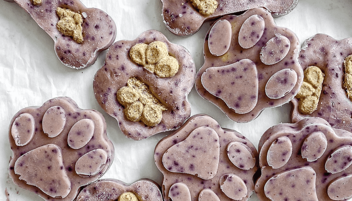 Stunning Frozen Banana And Peanut Butter For Dogs image