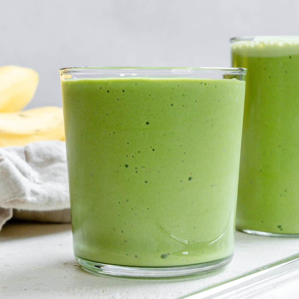 Banana Kale Smoothie - Plant-Based on a Budget