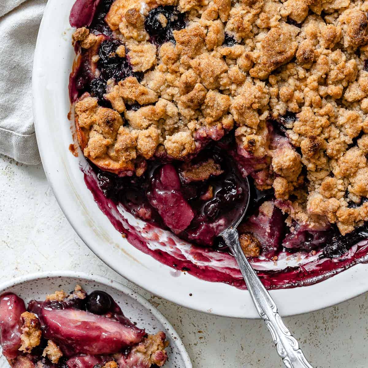 Apple and Blueberry Crumble