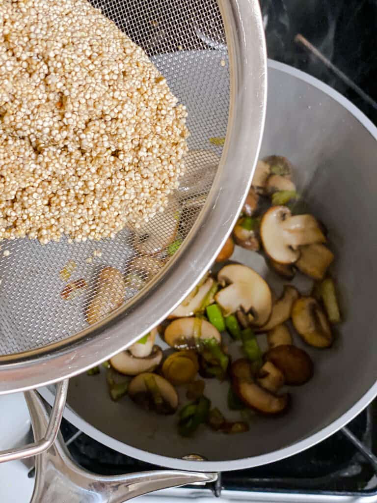 process s،t of adding quinoa to pan