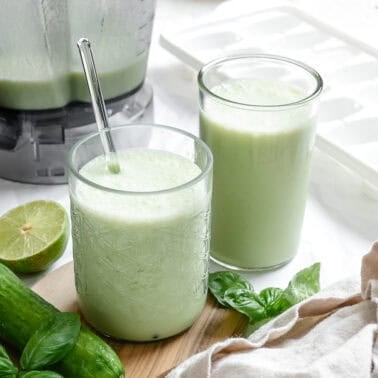 completed Cucumber Smoothie in two cups