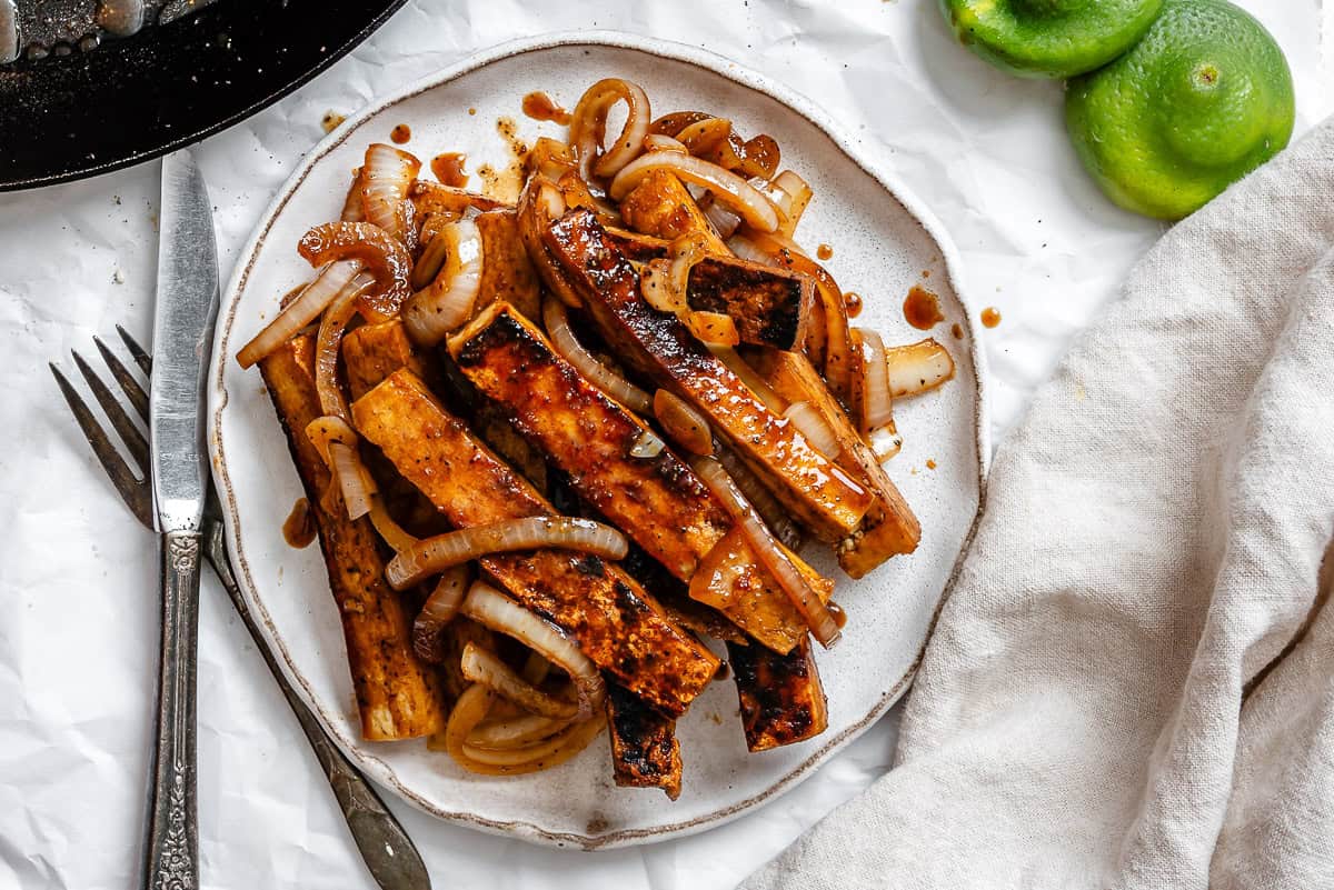 completed Sautรฉed Lime Soy Tofu on a plate