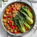 completed Vegetable Yaki Udon Noodles [Stir-Fry] on a plate