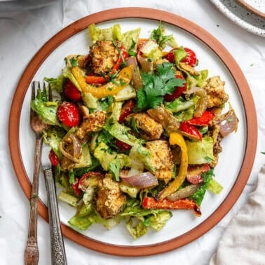 completed Fajita Salad [With Tofu] on a plate