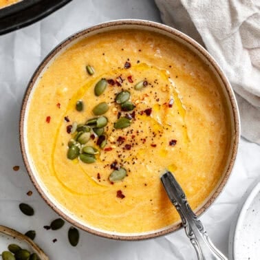 completed Roasted Pumpkin Soup in bowl