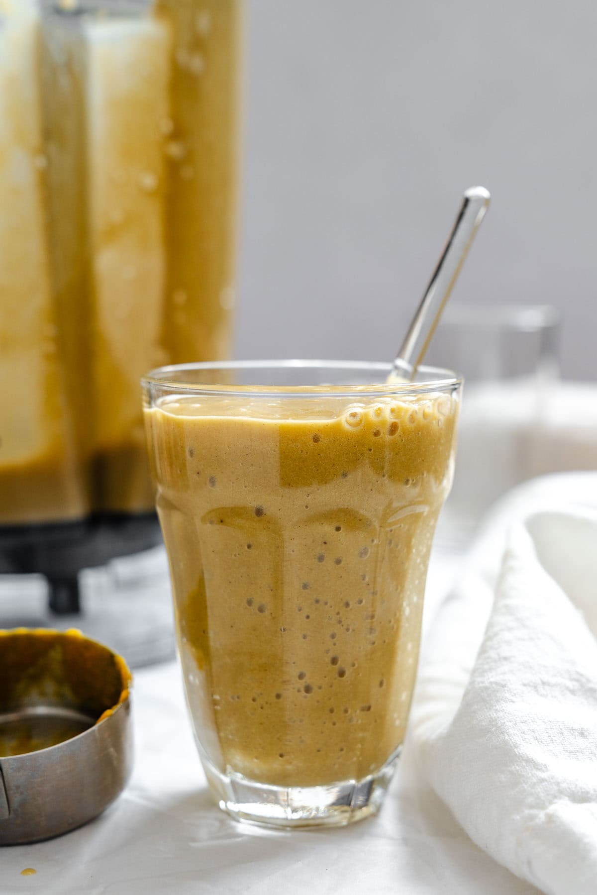 Completed Easy Pumpkin Smoothie in a glass.