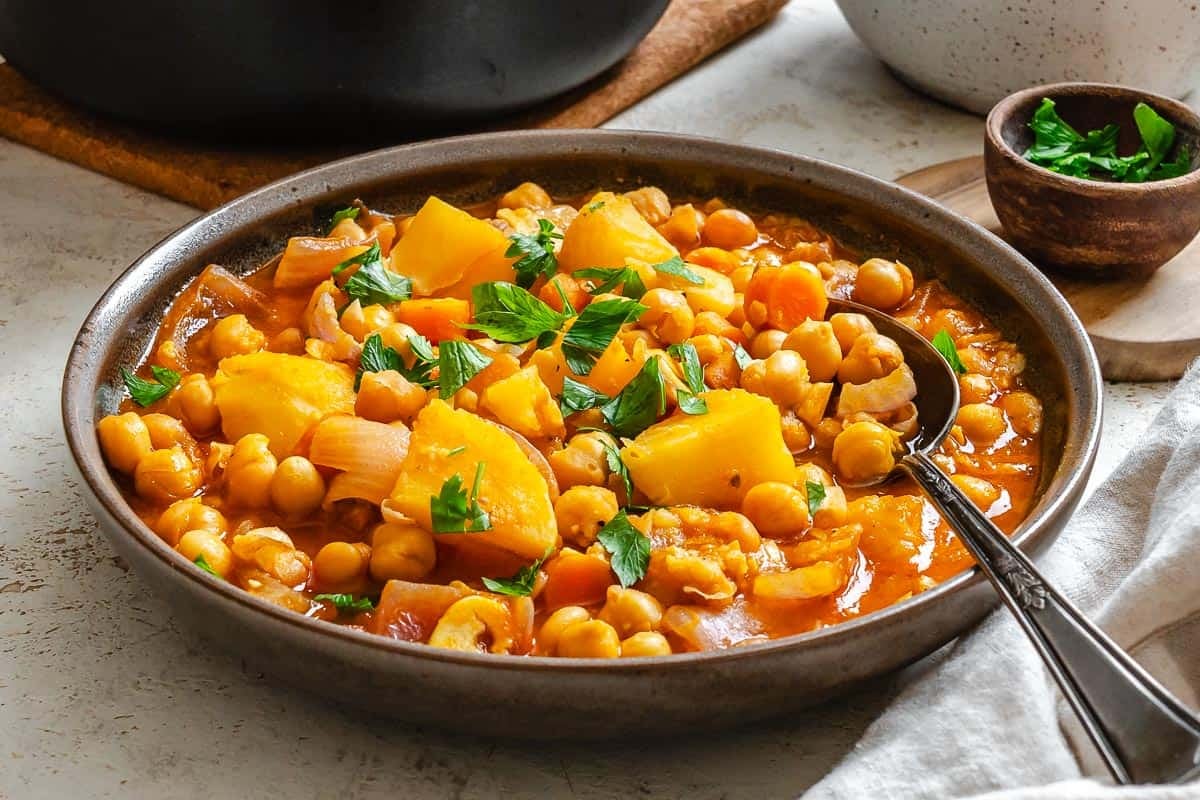 30 Delicious Vegan Chickpeas Recipes - Plant-Based on a Budget