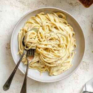 Completed Cauliflower Alfredo Sauce (Vegan) in a bowl.