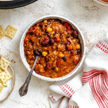 Completed Easy Vegan Chili (With Roasted Bell Peppers) in a bowl.