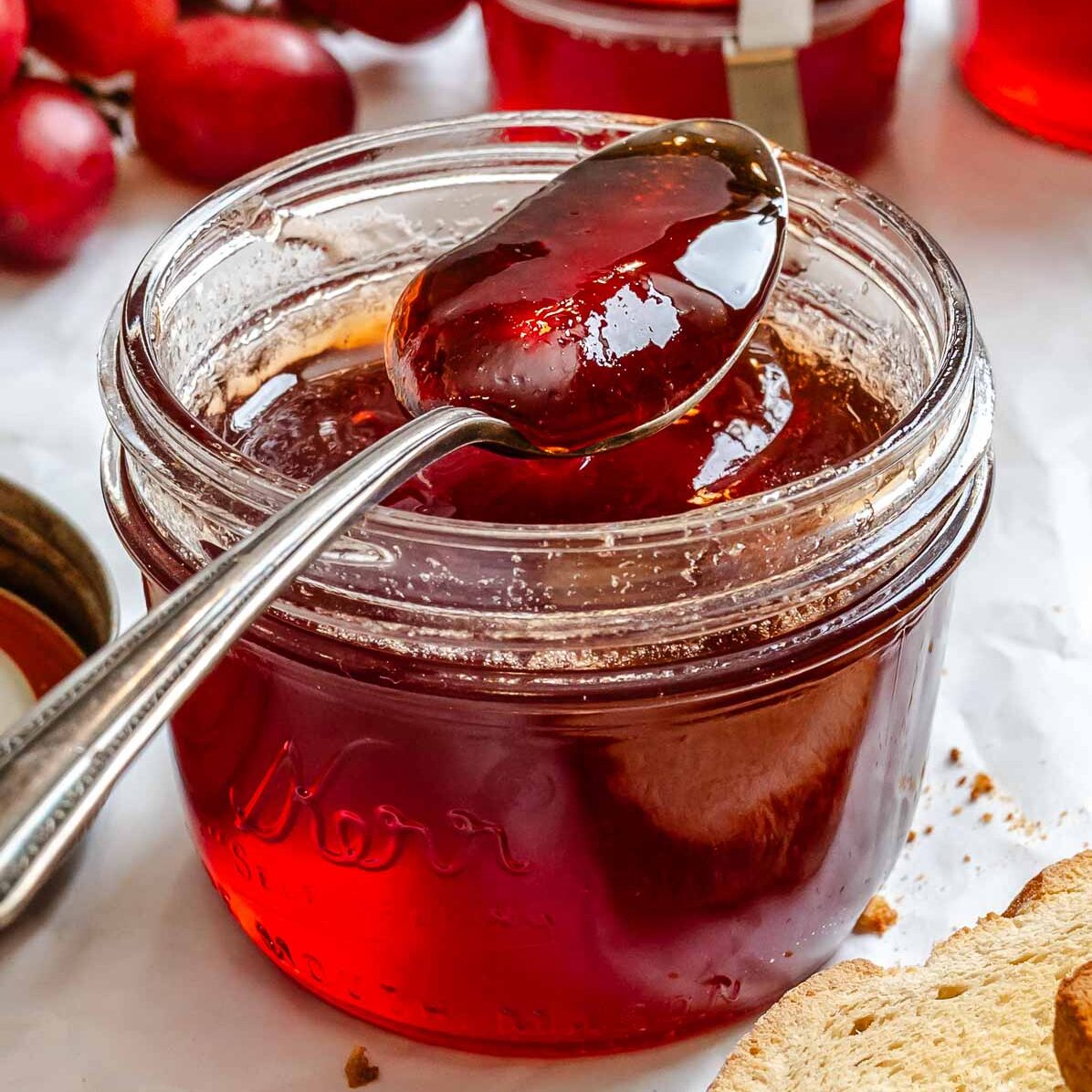 Easy Grape Jam (No Pectin)